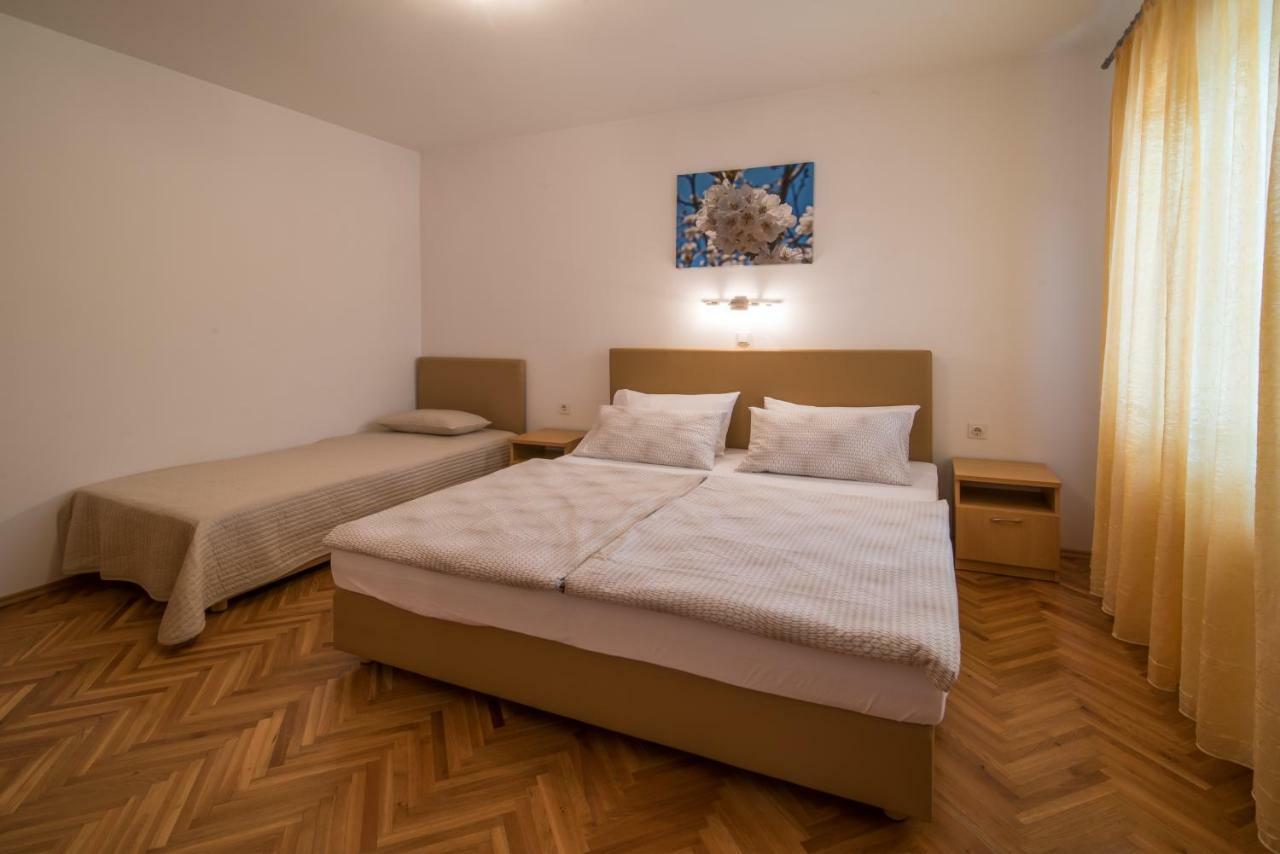Apartments Marija & Anton 马林斯卡 外观 照片